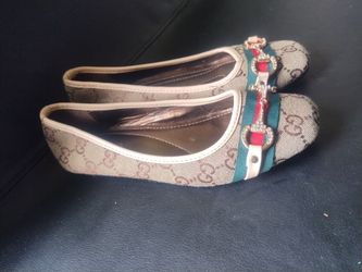women's flats