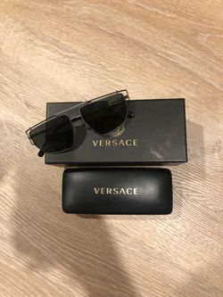 Men’s Versace Sunglasses MOD2202