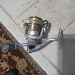 Okuma Spinning Reel