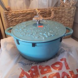 BRAND NEW Pioneer Woman 5qt Dutch Oven (Sky Blue)