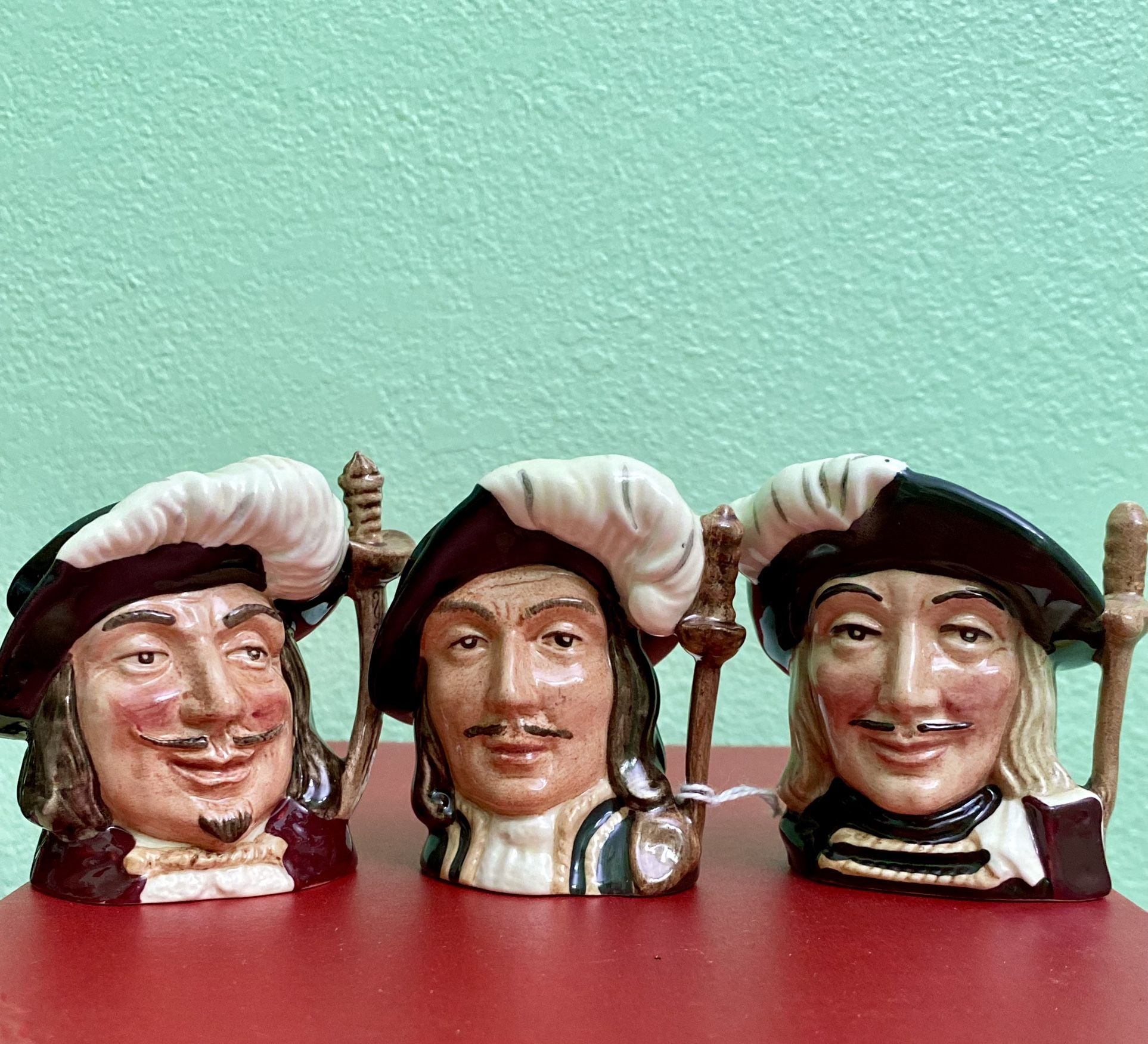 Vintage Royal Doulton Set of 3 Three Musketeers Jugs Aramis Athos Porthos 4" Mugs