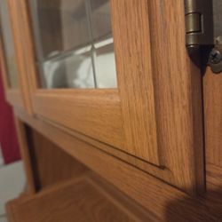 Vintage China Cabinet / Display Cabinet – Glass Doors & Shelves