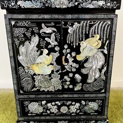 Vintage Asian Black Lacquer Upright Jewelry Box With 4 Drawers