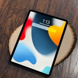 Apple IPad Pro 11 inch -PAYMENTS AVAILABLE-$1 Down Today 