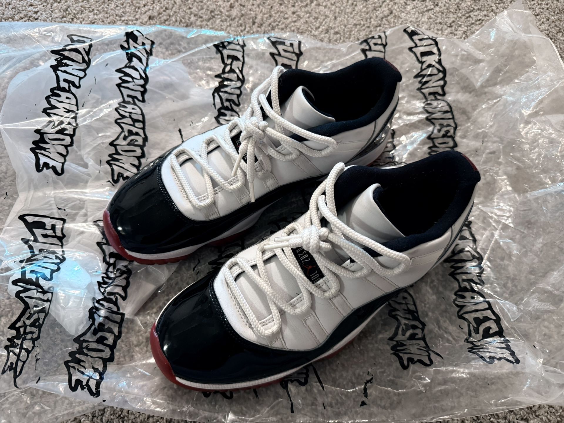 Jordan 11 Retro Low - Concord Bred - Size 11.5