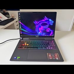 Top Spec MSI VECTOR Gaming Laptop 5080, 64ram, 2tb SSD 