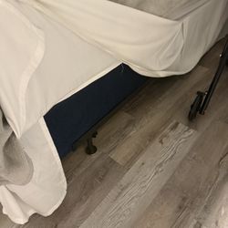 Gratis - Free - Base King y Marco - King Size Frame and Mattress Base