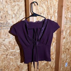 Maroonish Purple lace trim S-M crop top tie front detail