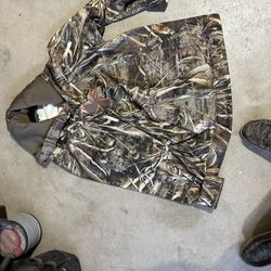 Hunting Clothing Some New With Tags Some Used Excellent Condition Over 25 Pieces for Sale!