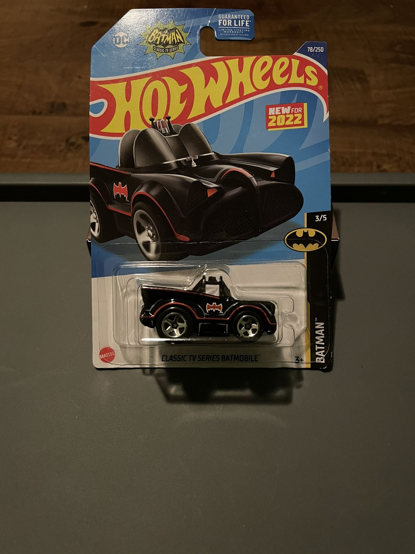 Hot Wheels 2022 Retro Entertainment Batman Classic TV Series Batmobile Tooned 