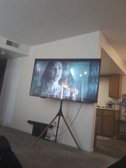 Onn 74" Tv