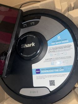 Shark - Matrix Plus 2-in-1 Robot Vacuum & Mop with Sonic Mopping, Matrix Clean, Home Mapping, HEPA Bagless Self Empty, WiFi - Black