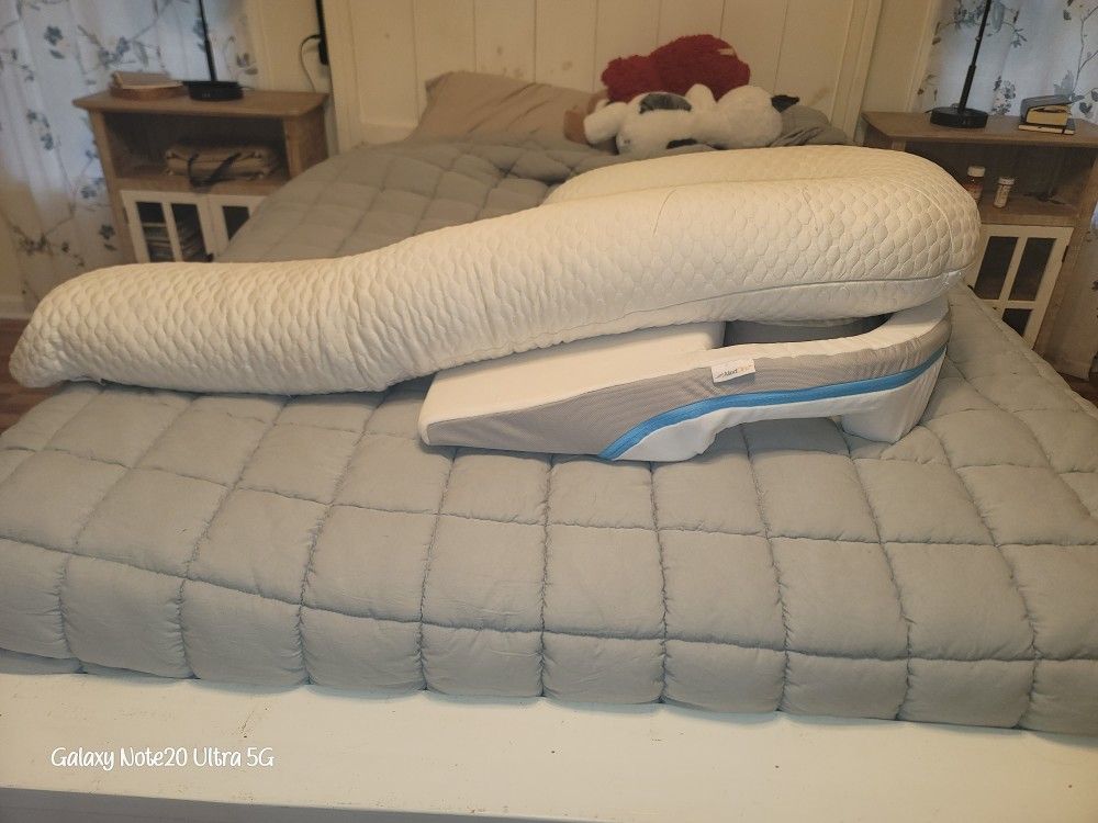 MedCline Pillow System