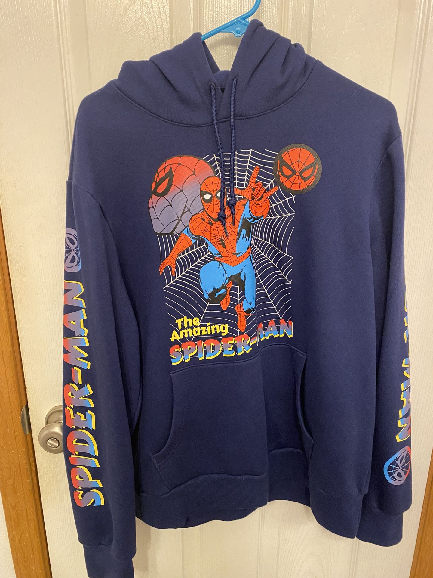 LIKE NEW. WORN ONCE. Men’s L Hoodie from Old Navy