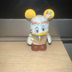 Disneys VinylMation Mickeys Wild West 