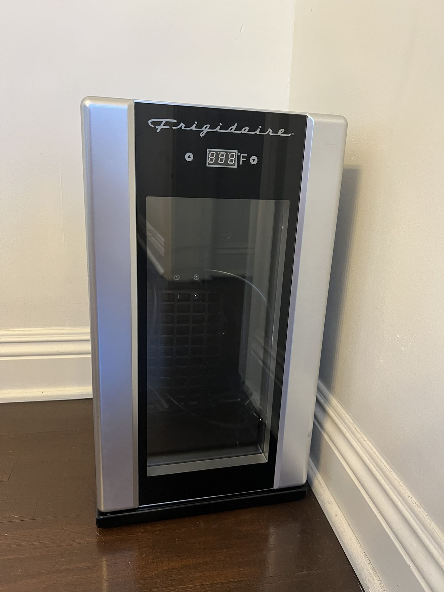 Frigidaire Mini Fridge