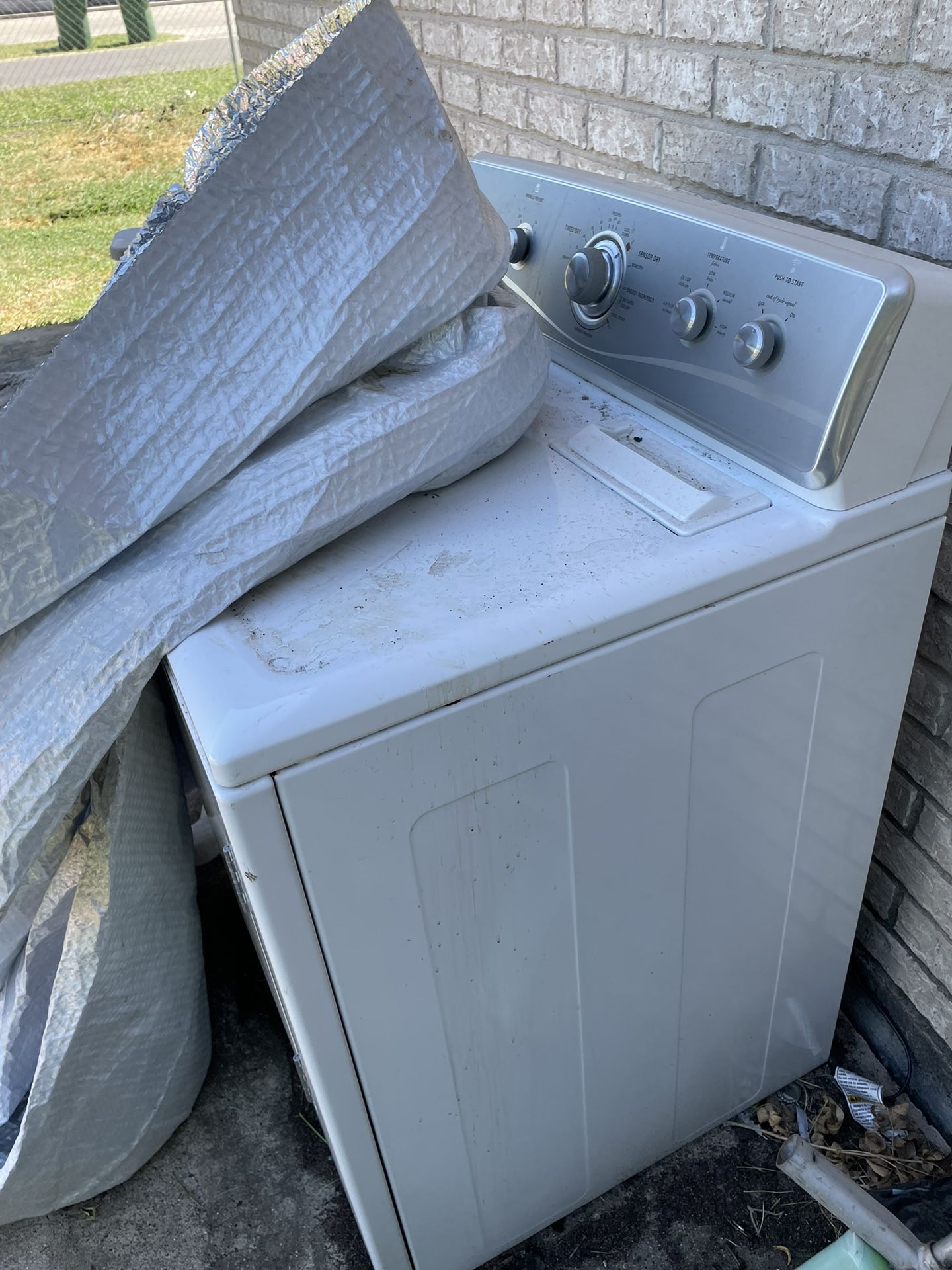 Maytag Gas Dryer (Used 2 Months) 