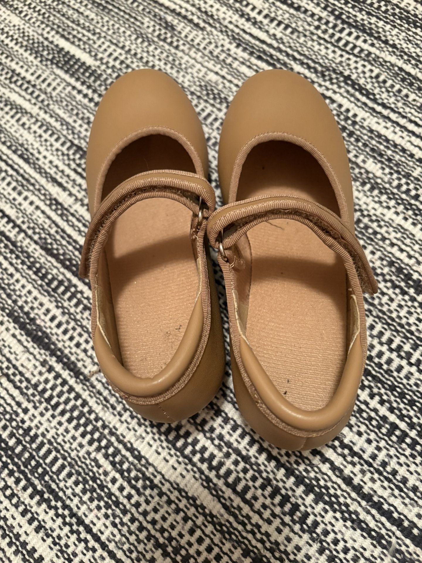 Tap Shoes 
