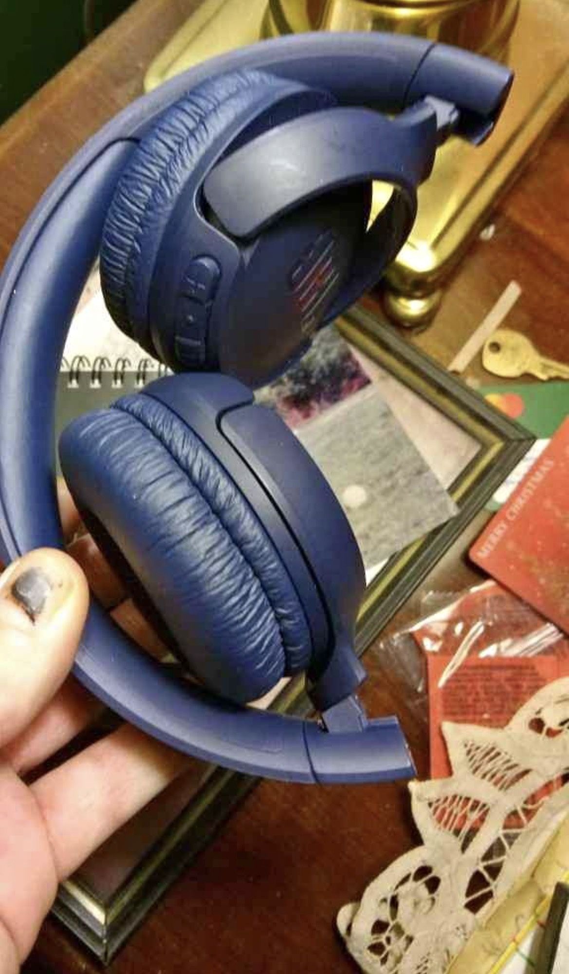 JBL bluetooth headphones