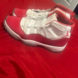 Cherry 11s, Jordan 4 Retro Fears