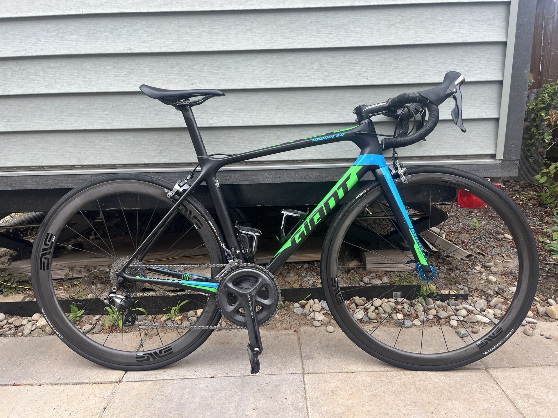 Giant TCR 53cm Road Bike