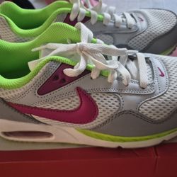 Nike Arimax
