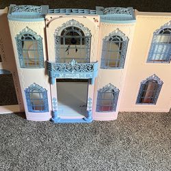 3D princess doll house 