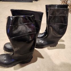 2 Pairs Of Rubber Boots (Used Only Once) Size 9 Men