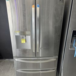 LG 4 Door Refrigerator- Large Capacity 