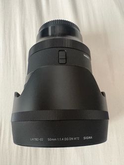 Sigma 50mm f/1.4 DG DN Standard AF Lens for Sony E w/ Hood LH782-02