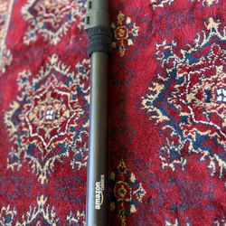 Amazon Basics 67-Inch Monopod, Black