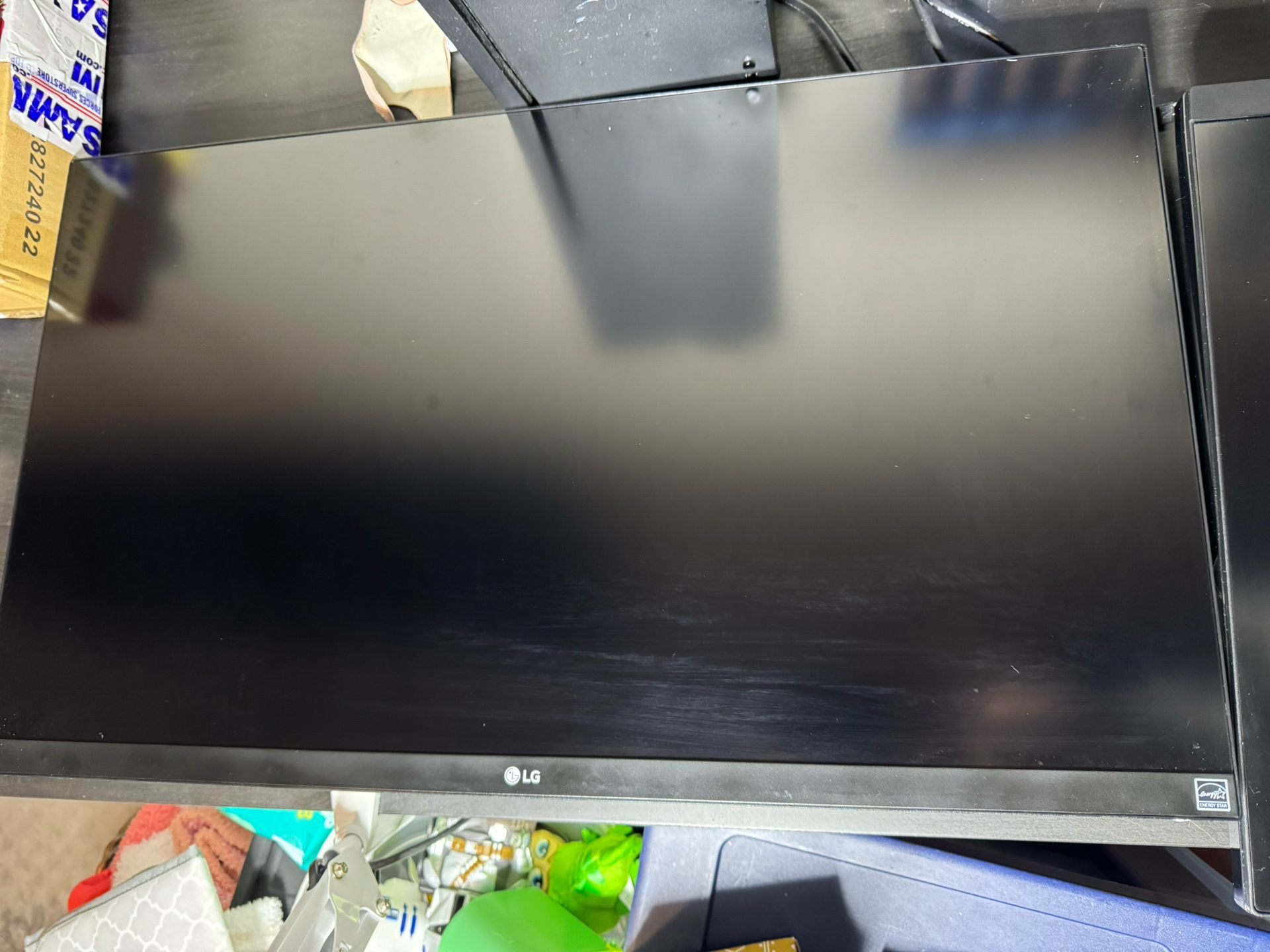 LG Monitors W/ VESA Mounts