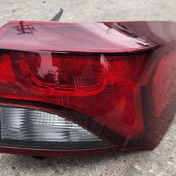 2021 2022 2023 2024 CHEVY TRAILBLAZER RIGHT PASSENGER TAIL LIGHT LAMP
