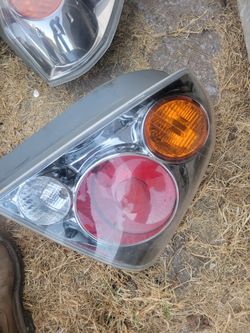 2003 Nissan Altima Tail Lights