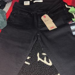 New 711 Skinny Jeans