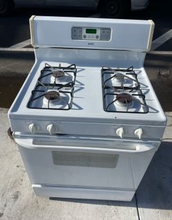 Kenmore Gas range stove