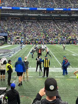 Seahawks vs 49ers Section 113, Row D (only 4 rows from the Field!)