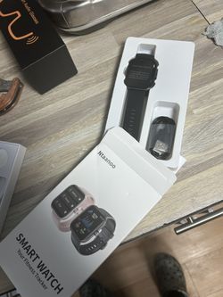 Fitness Tracker Watch Black
