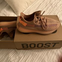 Yeezy Boost 350 ( Clay)