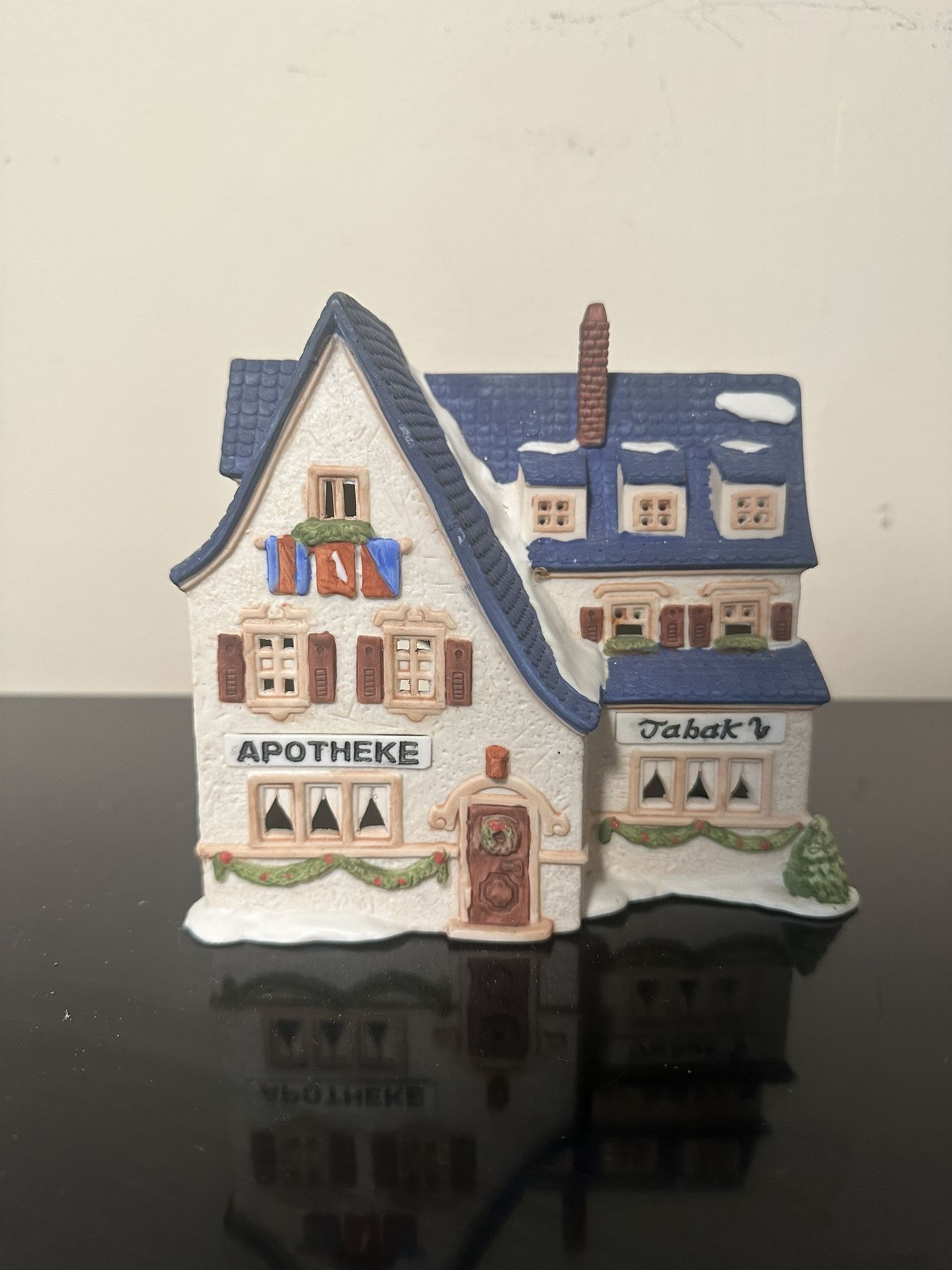 Dept 56 Alpine Village "Apotheke Tabak V" Building 1986 β Christmas Decor