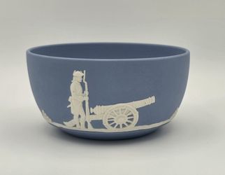 Wedgwood Collector's Society Bicentennial Bute Bowl