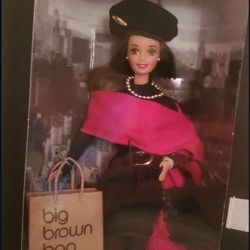Barbie- 1995 Barbie DKNY Bloomingdale's Limited Edition.