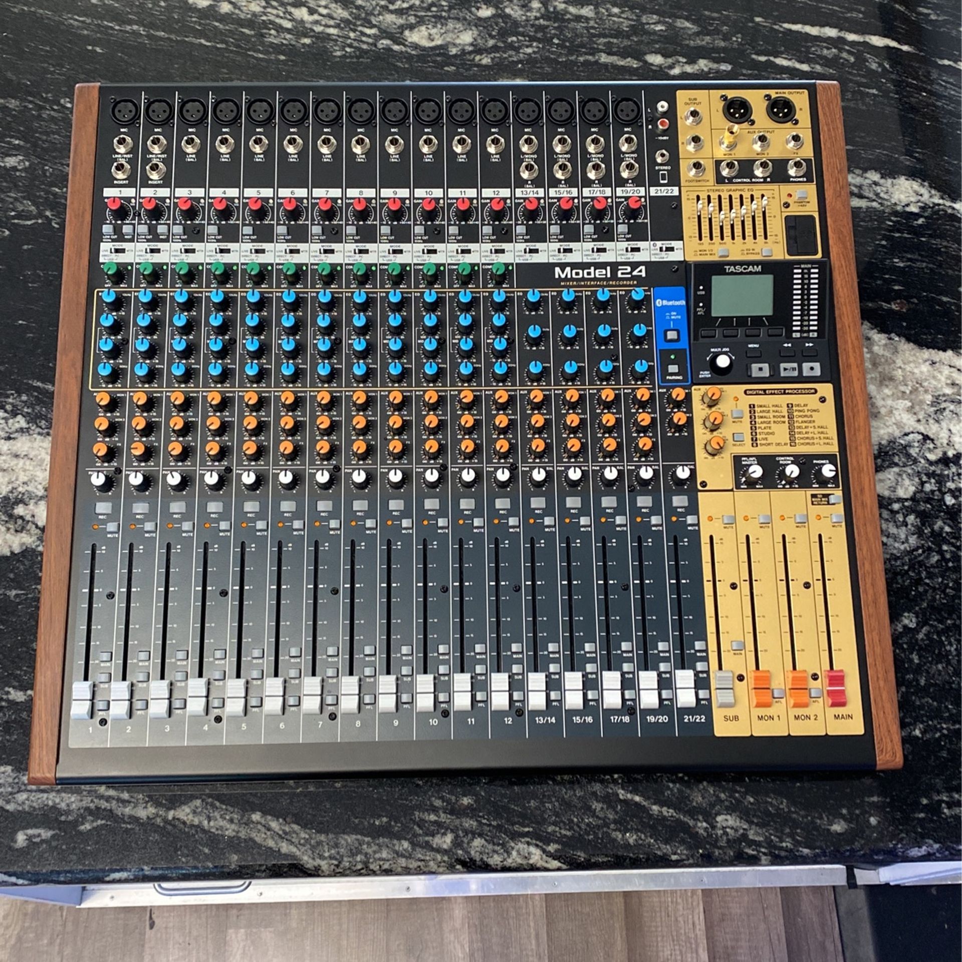 Tascam Model 24 24-track Multi-Track