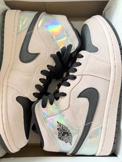Air Jordan 1 Mid