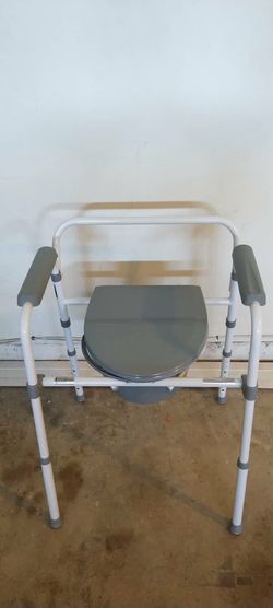 Standard steel commode