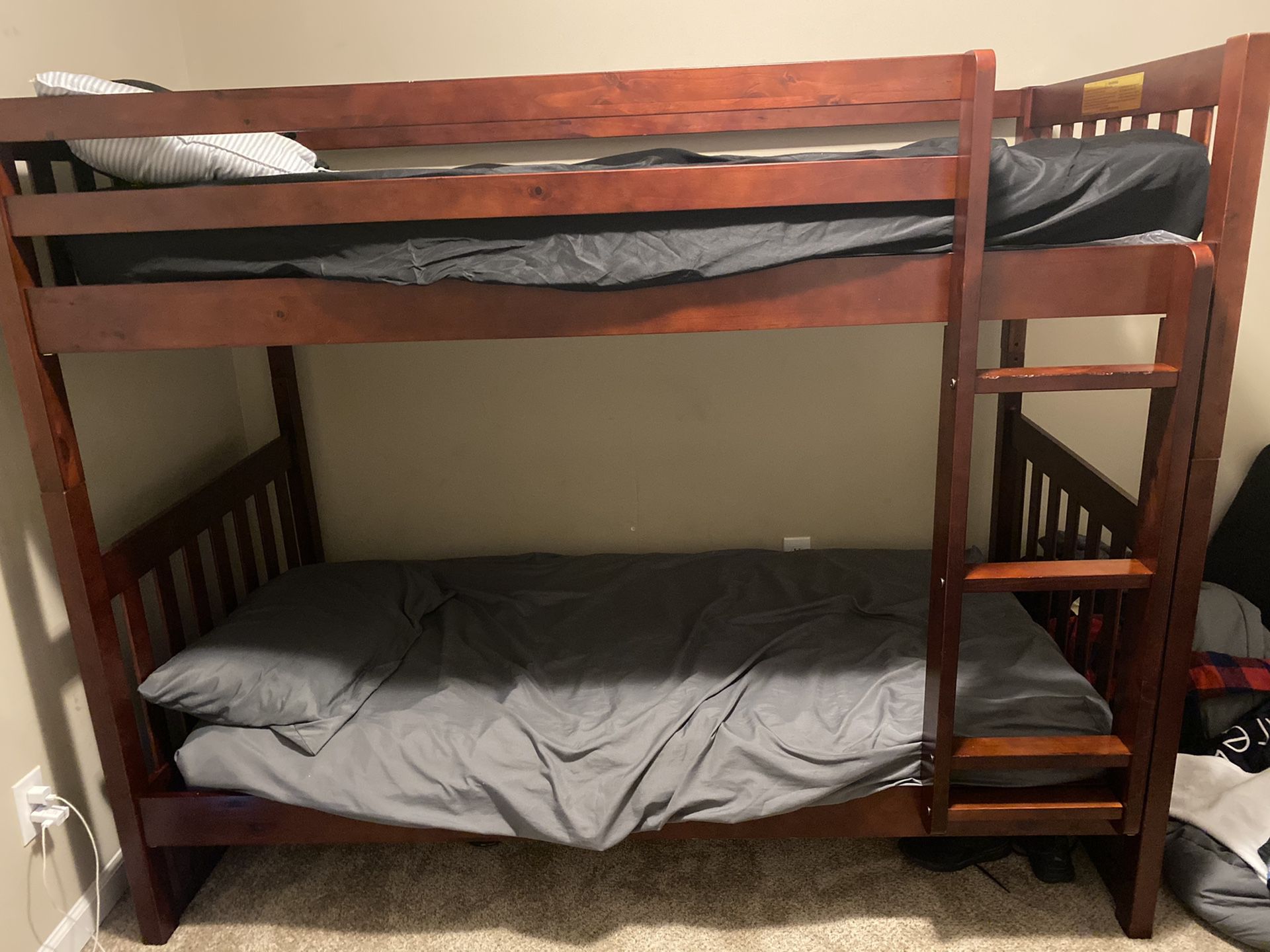Bunk bed MATTRESS NOT INCLUDED