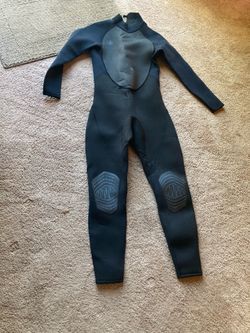 Mens new L wetsuit