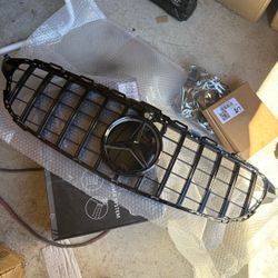 Front Grill with Led Logo Mercedes Benz C-Class 2015 — 2018, Black Grill Bumper with Camera Model , NOT Fit for C63 AMG