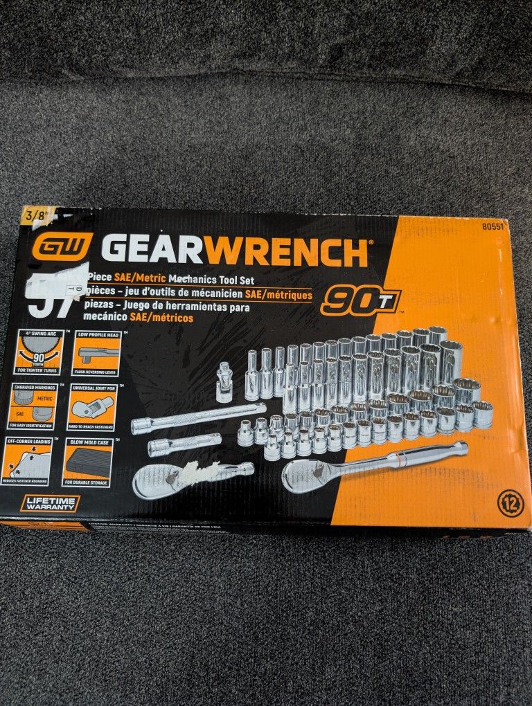 Socket Set