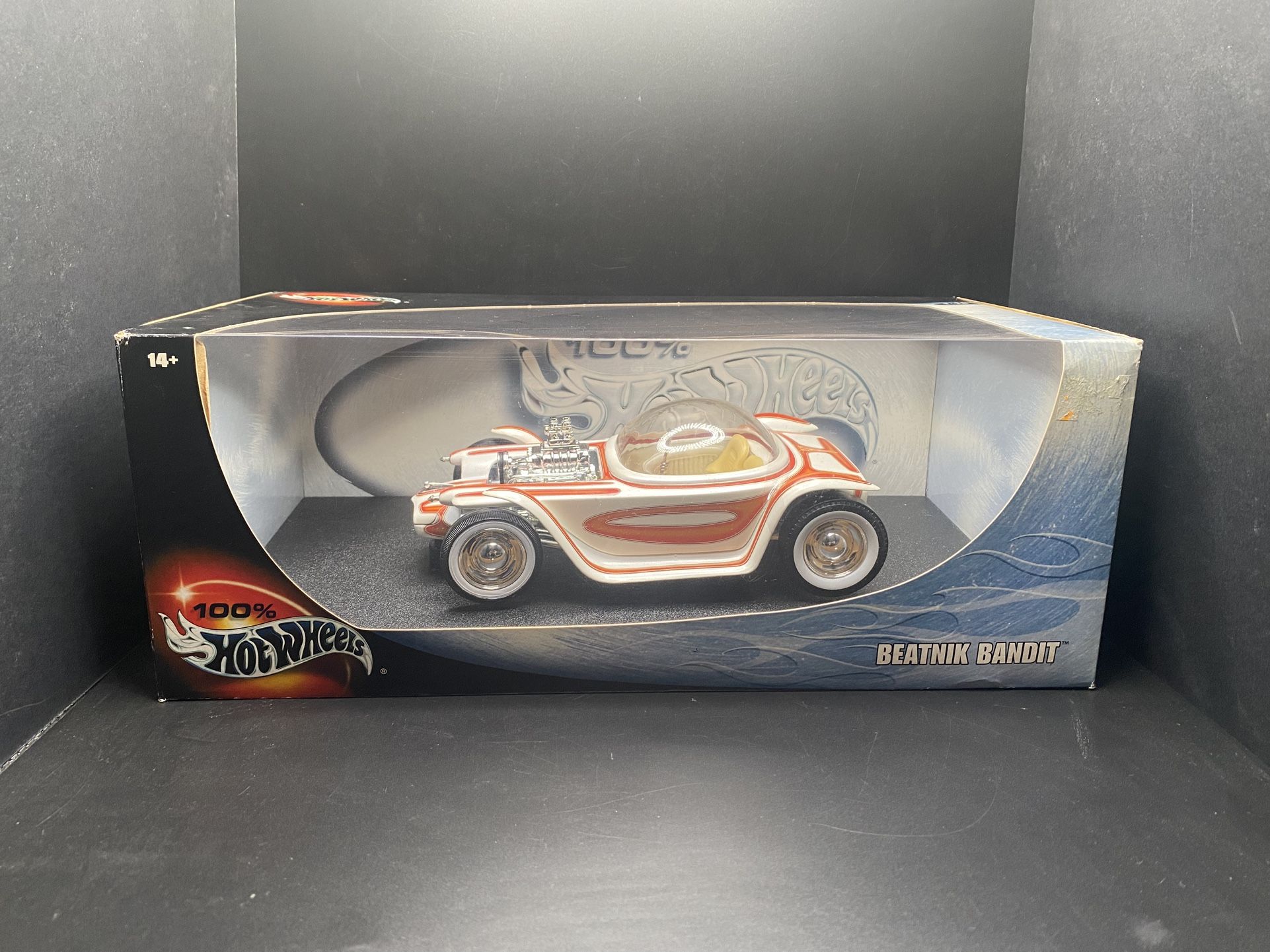 (NEW) 100% HotWheels 2001 Beatnik Bandit 65 1:18 Die Cast COLLECTABLE